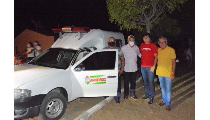 ENTREGA DE AMBULÂNCIA PARA PLANALTO