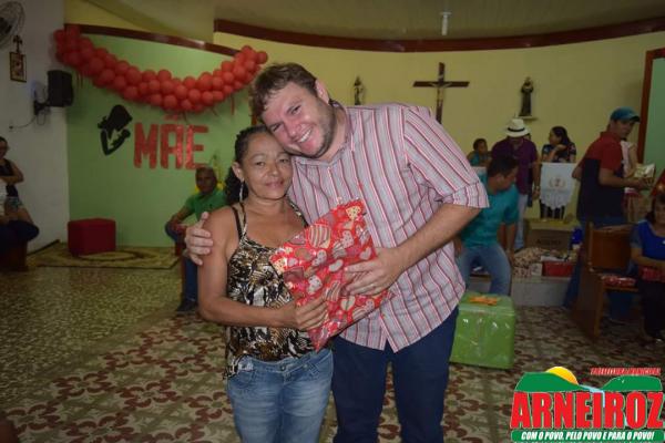 Foto 48 — Comemoração do dia das mães na Localidade de Cachoeira de Fora