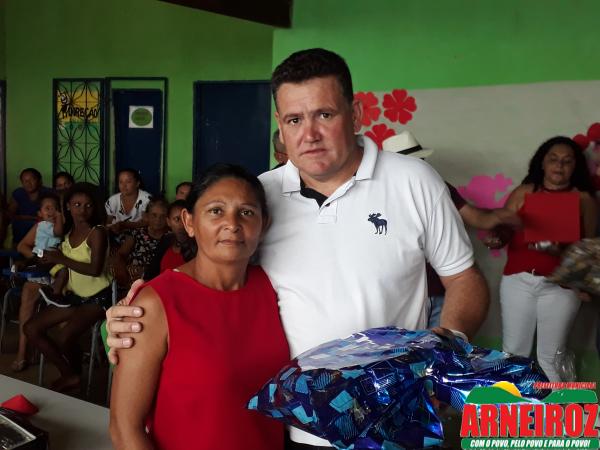 Foto 24 — Comemoração do dia das mães na Localidade de Novo Horizonte.