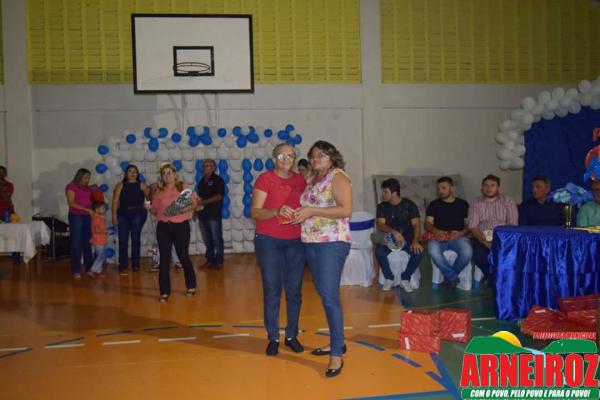 Foto 37 — Comemoração do dia das mães na Localidade de Planalto.