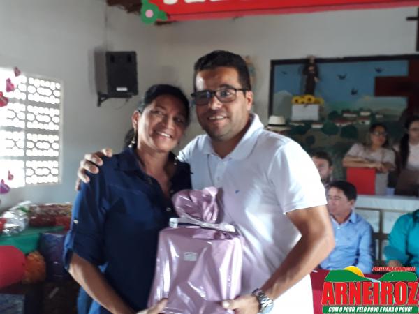 Foto 30 — Comemoração do dia das mães na Localidade de Mucuin.